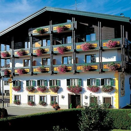 Hotel Tirolerhof Sankt Georgen im Attergau Exterior foto